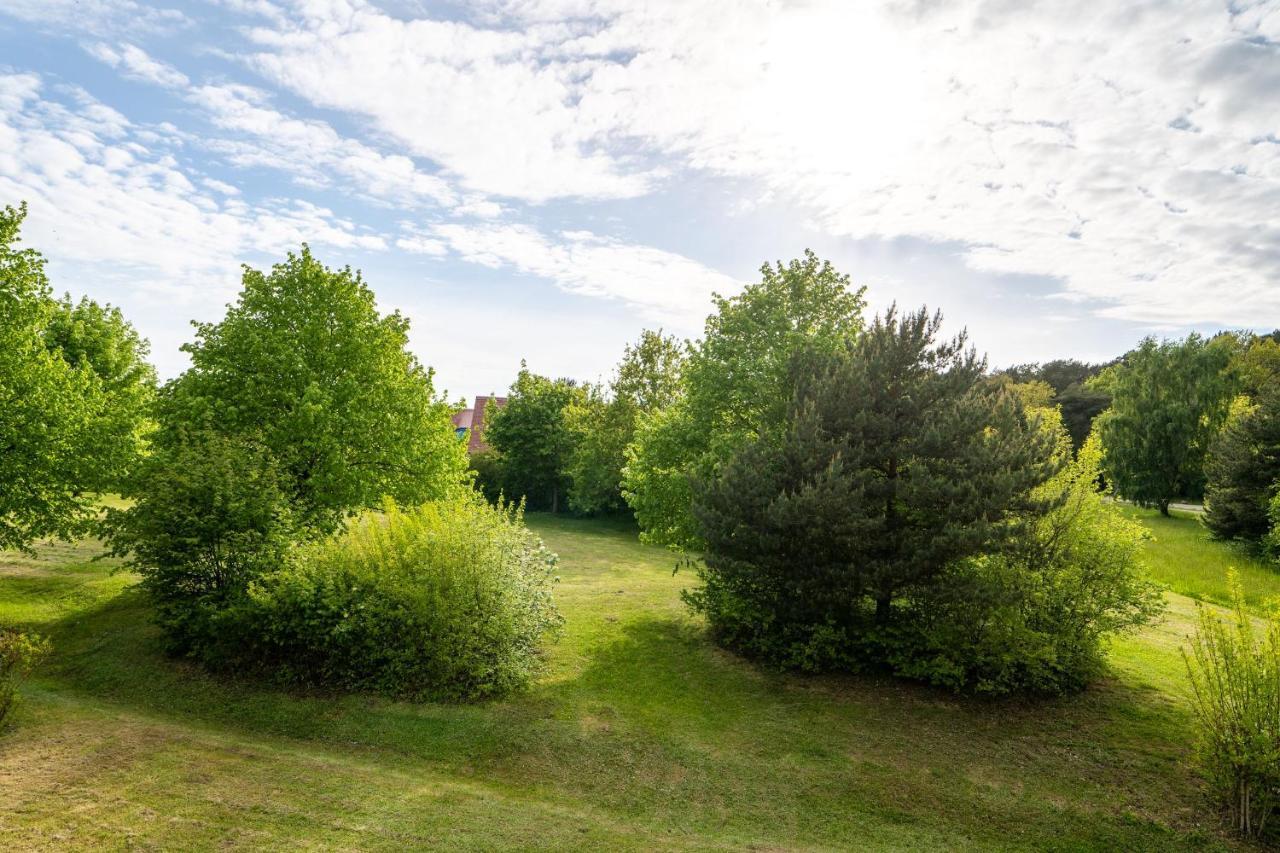 Feriendorf Rugana - Klassik Appartement Mit 2 Schlafzimmern Und Terrasse A25 Dranske Extérieur photo